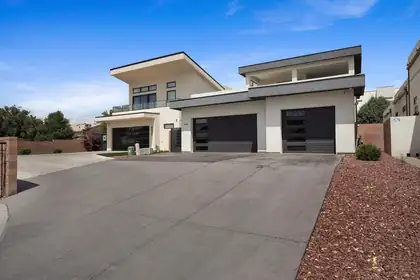 8832 Silver Oak Lane NE, Albuquerque