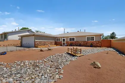 11916 Morrow Avenue NE, Albuquerque
