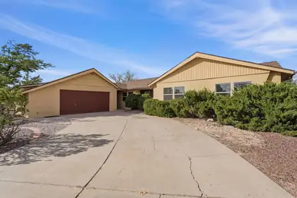 4815 Leon Grande Avenue SE, Rio Rancho
