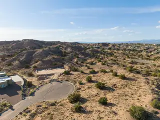 2300 Desert Zinnia Road NE 