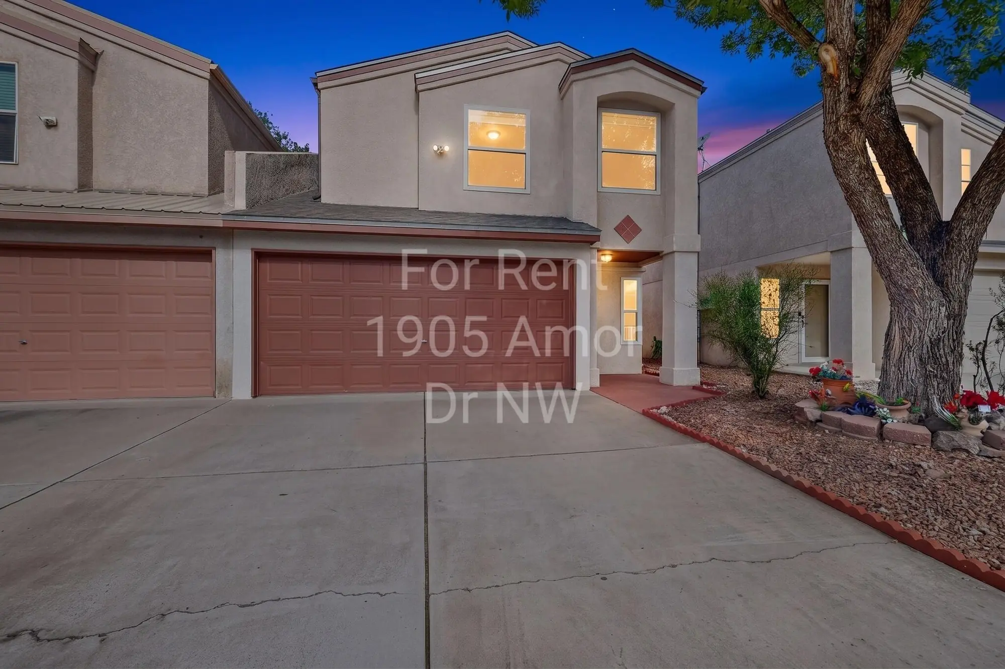 1905 Amor Drive NW