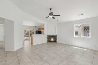 616 Valley Meadows Drive NE 