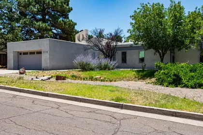 1020 Cuatro Cerros Trail SE, Albuquerque