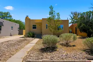518 Aliso Drive NE 
