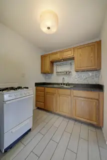 306 Stanford Drive SE Unit B 