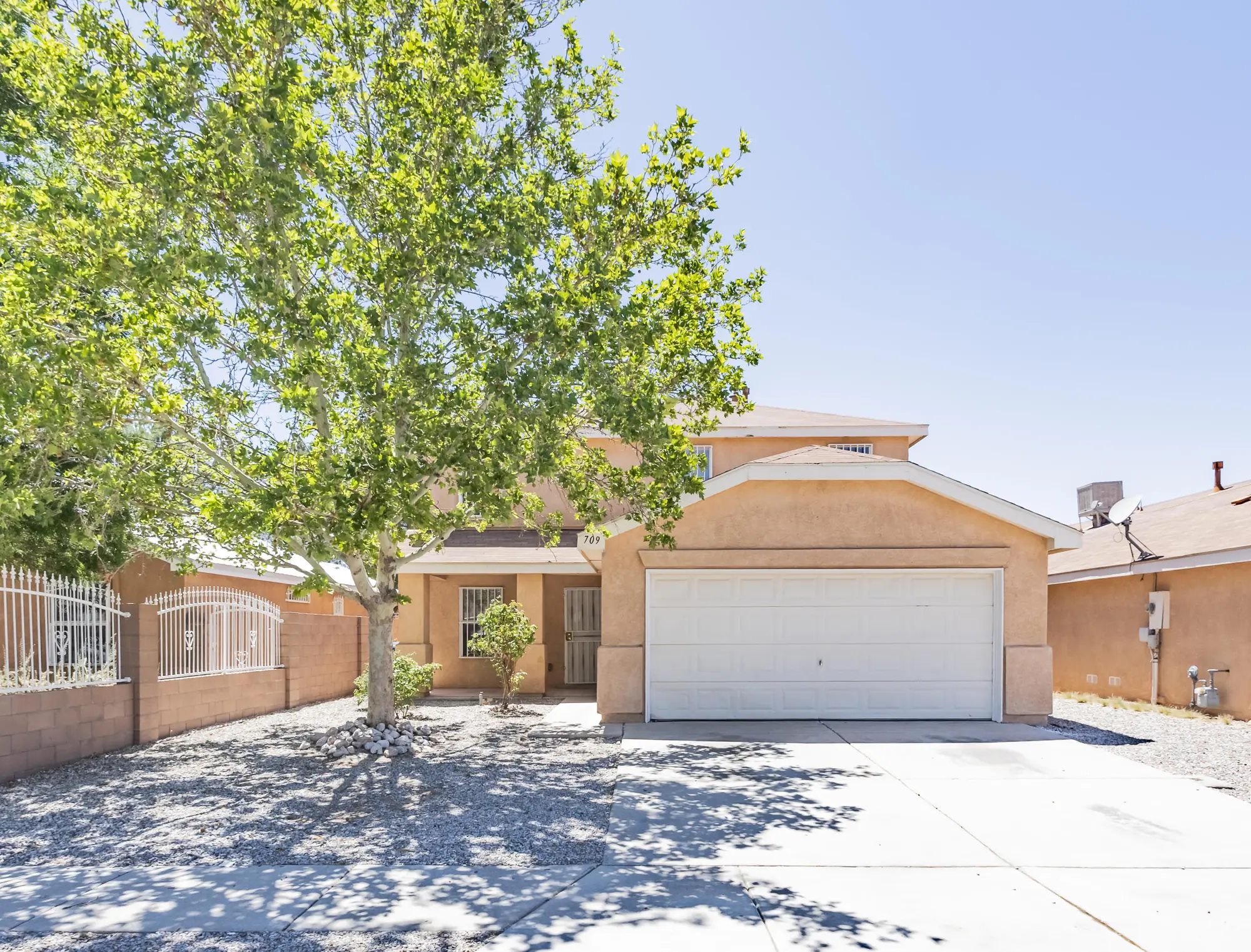 709 Noah Avenue SW