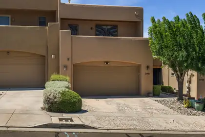 3710 Ridge Pointe Loop NE, Albuquerque