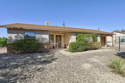 835 Ivory Road SE, Rio Rancho