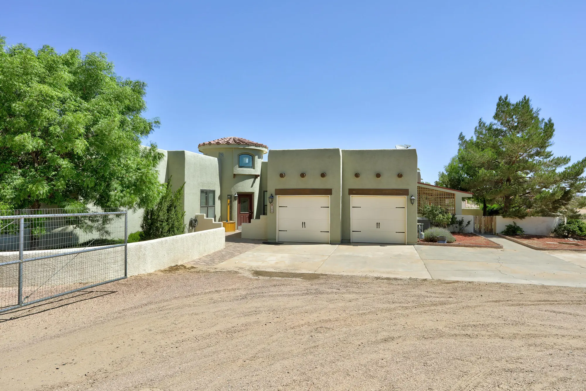 508 Albor Circle NE