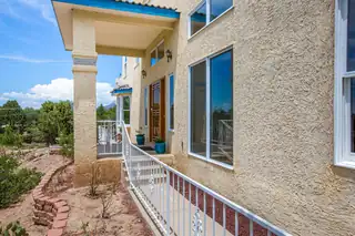 911 Warm Sands Drive SE 