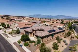 2300 Chuckwalla Spring Trail NW 