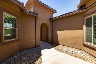 2300 Chuckwalla Spring Trail NW 