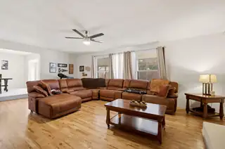 105 Green Valley Road NW 