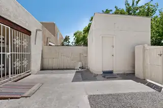 250 La Vida Nueva Del Oeste SW 