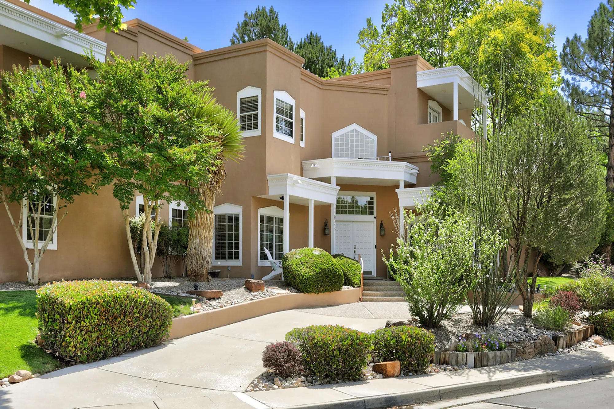 10515 Royal Troon NE