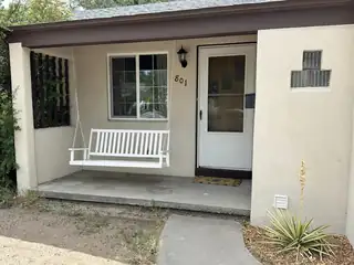 801 Solano Drive NE 