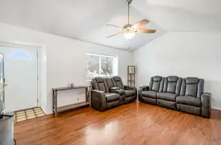 143 Pecos Loop SE 