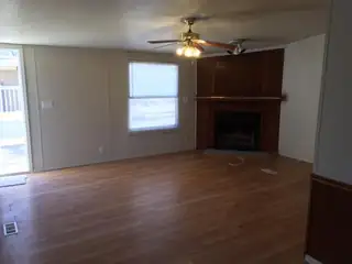 460-466 Richardson Drive 