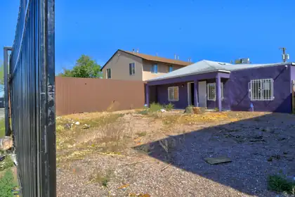 6913 Acoma Road SE, Albuquerque