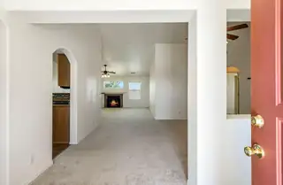 5825 Chaco Loop NE 