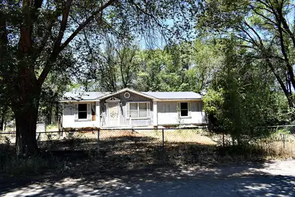 17 Mountain Laurel Street, Los Lunas