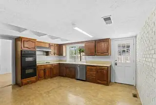 3008 Matador Drive NE 