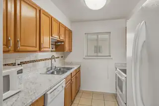 4200 Montgomery Boulevard NE 314 