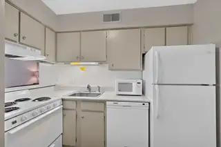 1601 Pennsylvania Street NE I-16 