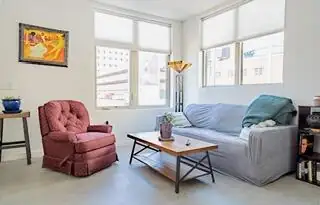 301 Platinum Street SW 