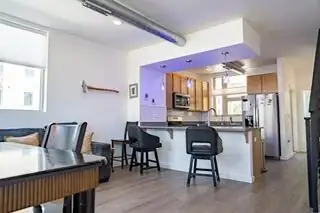 301 Platinum Street SW 