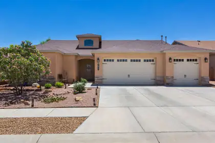 2671 Firewheel Avenue SW, Los Lunas