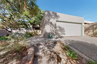 2021 Quail Run Drive NE 