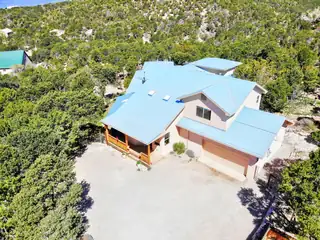 21 Crystal Lane 