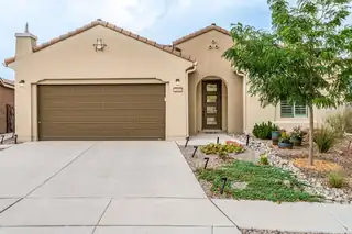 1600 Willow Canyon Trail NW 