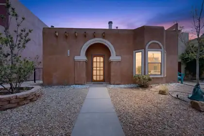 7816 Ranchwood Drive NW, Albuquerque