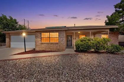 485 Wagon Train Drive SE, Rio Rancho