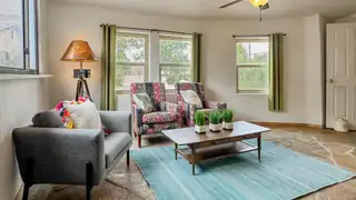 908 9th Street SW 