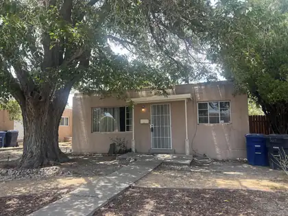 307 Madison Street NE, Albuquerque