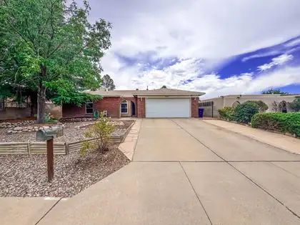 6328 Esther Avenue NE, Albuquerque
