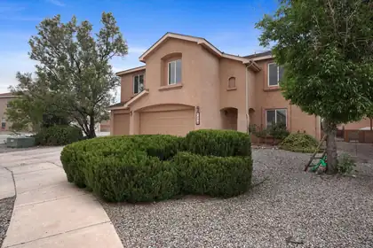 1270 Capitan Street NW, Los Lunas