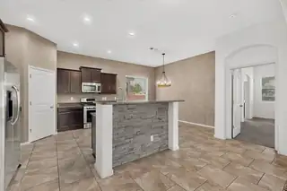 2005 Northlands Drive SE 