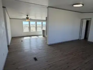 32 Audra Loop 