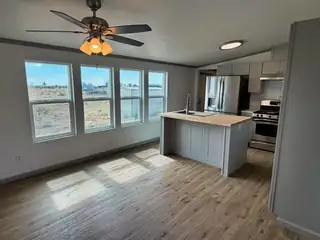 32 Audra Loop 