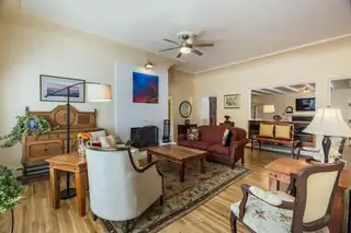 525 Solar Road NW 