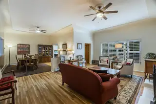 525 Solar Road NW 