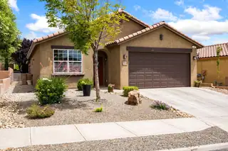 3713 Tierra Abierta Place NE 