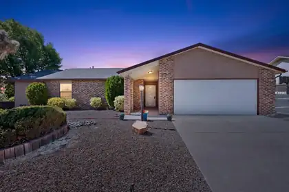 4550 Pyrite Court NE, Rio Rancho