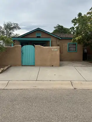1012 21st Street NW, Albuquerque