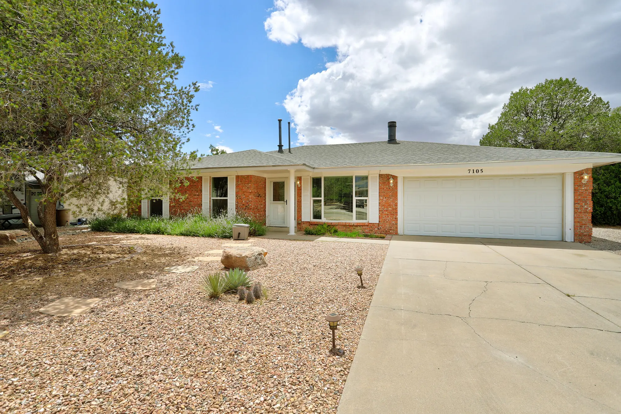 7105 Luella Anne Drive NE