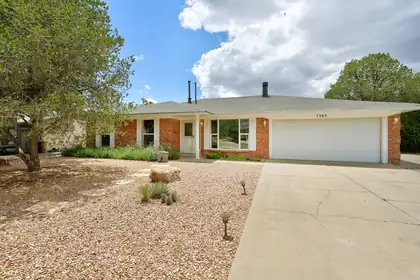 7105 Luella Anne Drive NE, Albuquerque